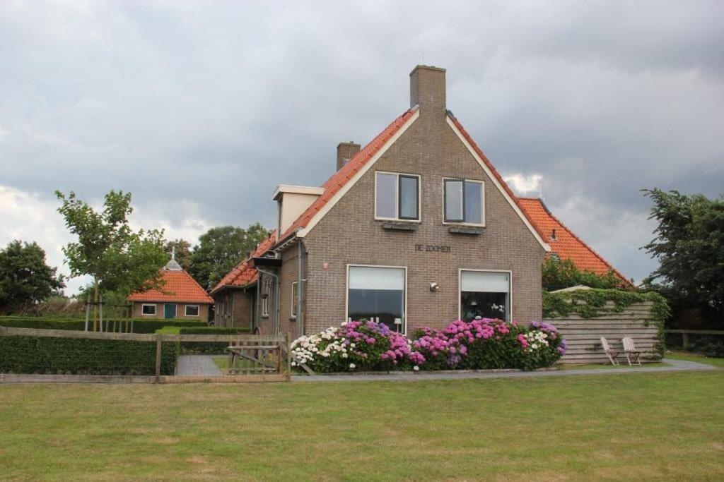 Ballumerhoeve Fleuri Lodge ภายนอก รูปภาพ